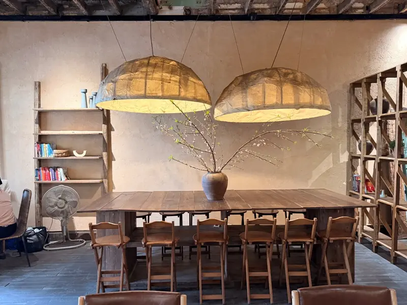 maykitchen21112 Hanoi-大紅門 清晨天井的清靜May Kitchenware & Café河內網紅店