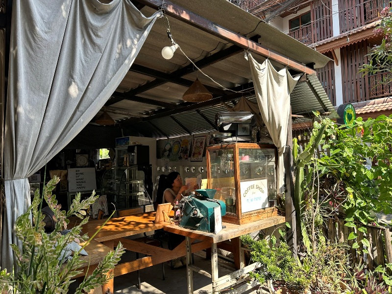 nowherecoffeecnx04 Chiang Mai-把握當下的清邁風情 Now Here Coffee Brewers