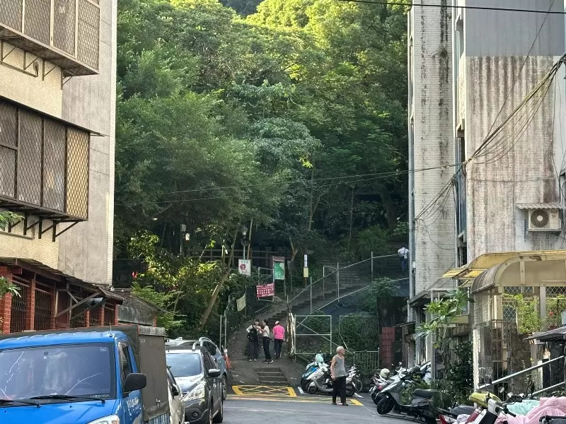 jinmenshan01 內湖-金面山 輕鬆有趣賞台北城市景觀