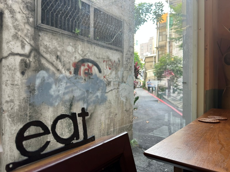 roulez.vous_.cafe11 中壢-鬍莉咖啡 時尚編輯化身咖啡大師