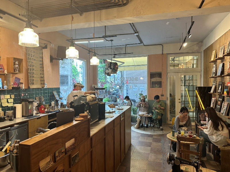 roulez.vous_.cafe13 中壢-鬍莉咖啡 時尚編輯化身咖啡大師