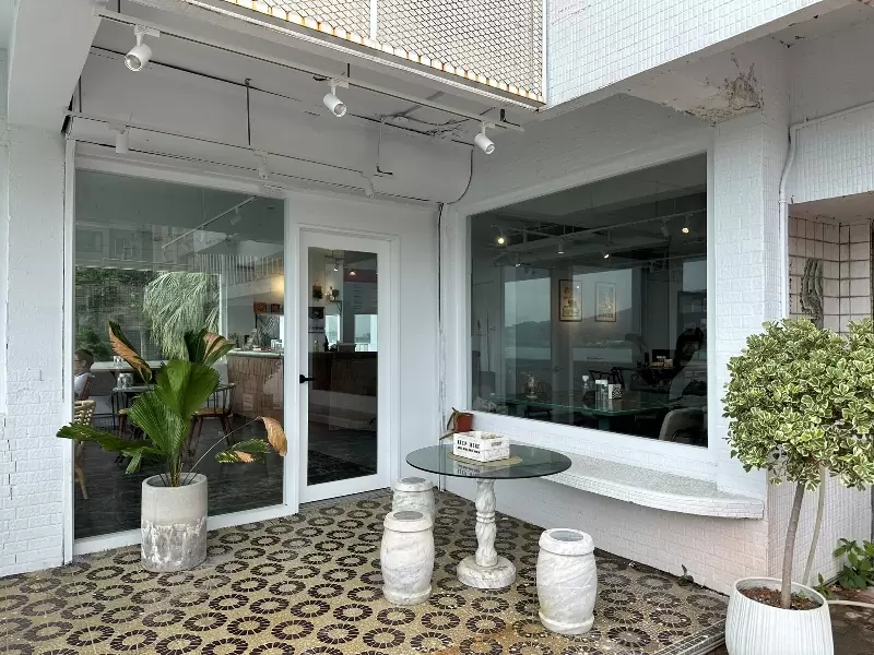 sunhouse12422 淡水-Sun House 124° 即將成絕響 景觀超美的賞屋中心 請你喝一杯咖啡