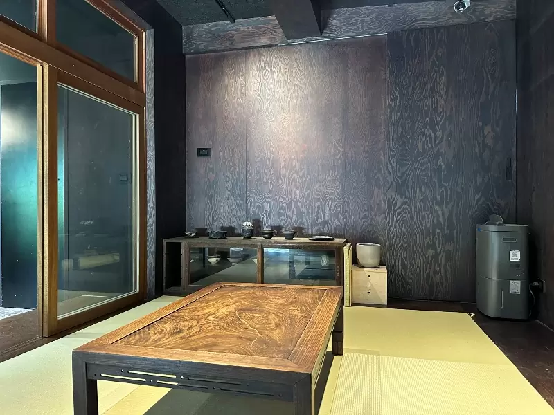 ura21908 大同-大稻埕鬧中取秘境 躲在服飾店後的侘寂庭院裏Ura.219