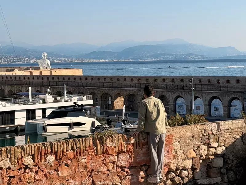 Antibes02 Antibes-陽光下的白色巨人 守著靜謐地中海