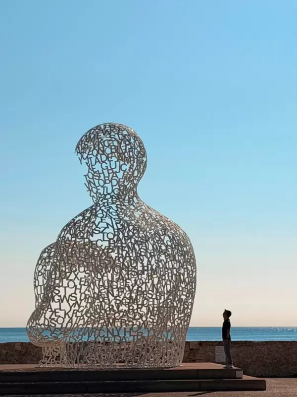 Antibes11 Antibes-陽光下的白色巨人 守著靜謐地中海