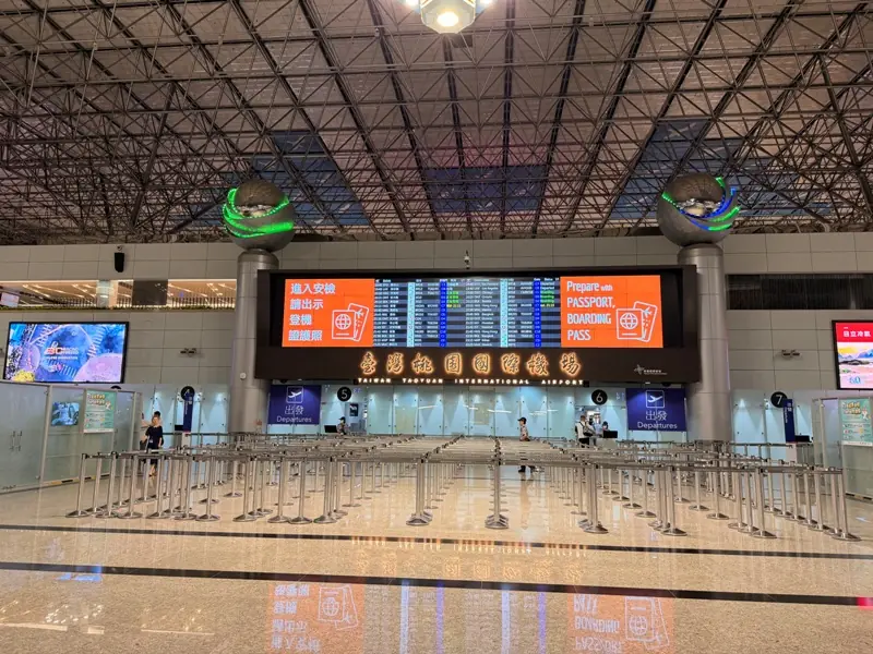 TPECDG01 202510台北-巴黎BR088/087波音777皇璽桂冠艙體驗