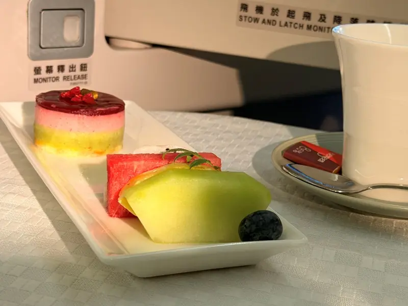 TPECDG11 202510台北-巴黎BR088/087波音777皇璽桂冠艙體驗