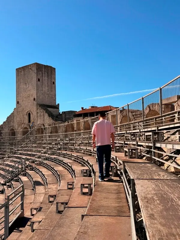 arles5016 Arles-羅馬的榮光與梵谷的生命力  世界文化遺產小鎮亞爾