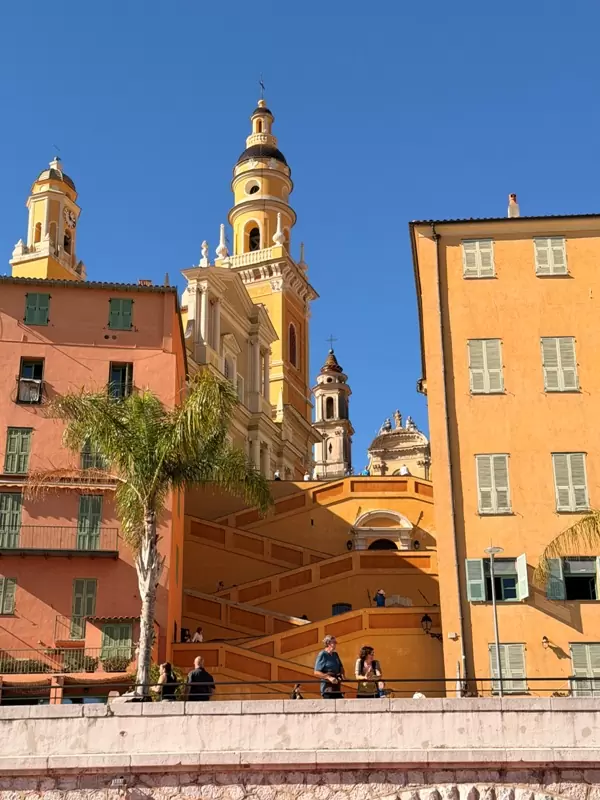 menton12 Menton-檸檬小鎮芒通 地中海的陽光下 閃耀的老城區