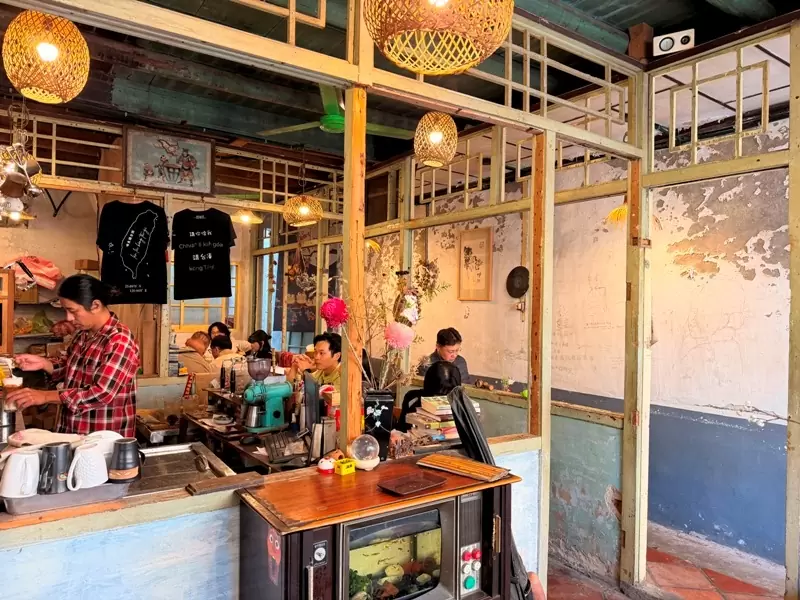 cafebar02 台南中西區-存憶咖啡 喝咖逼 推台語文化 超懷舊老房