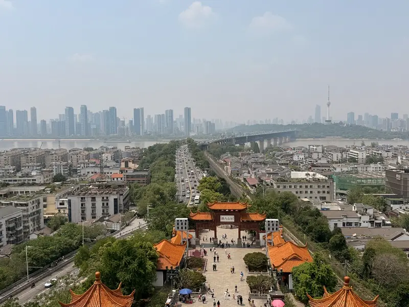 Yellow-Crane-Tower10 Wuhan-黃鶴樓的四月豔陽 想望李白的詩句