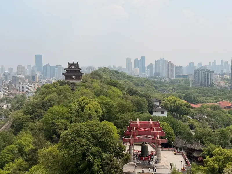 Yellow-Crane-Tower14 Wuhan-黃鶴樓的四月豔陽 想望李白的詩句
