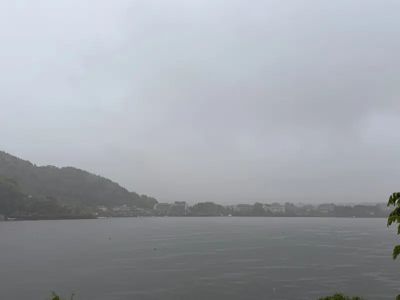 fujiginkei23 Kawaguchiko-河口湖富士吟景 一泊二食三浸的 神山不露臉的殘念