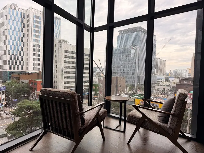 4Pmingdong0108 Myeongdong-Four Points by Sheraton簡單商務 + 熟成到 香酥Q彈五花豬