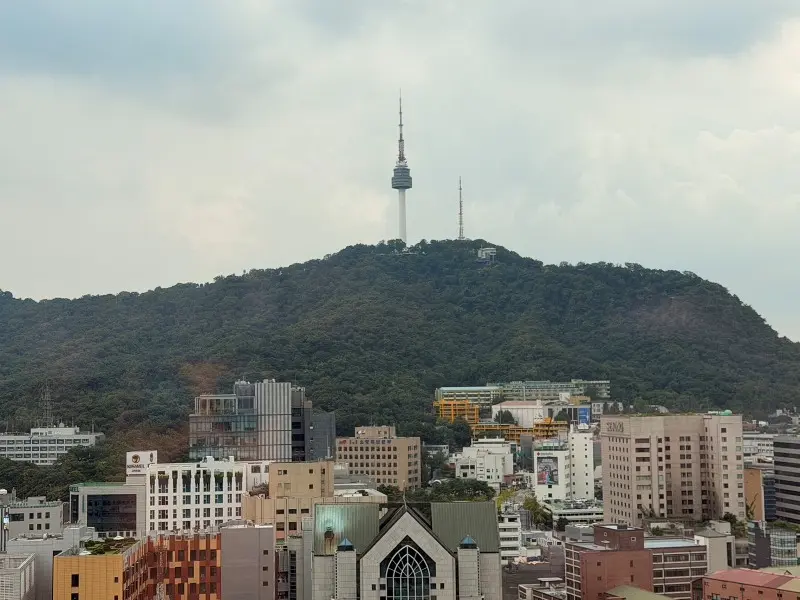 4Pmingdong0111 Myeongdong-Four Points by Sheraton簡單商務 + 熟成到 香酥Q彈五花豬