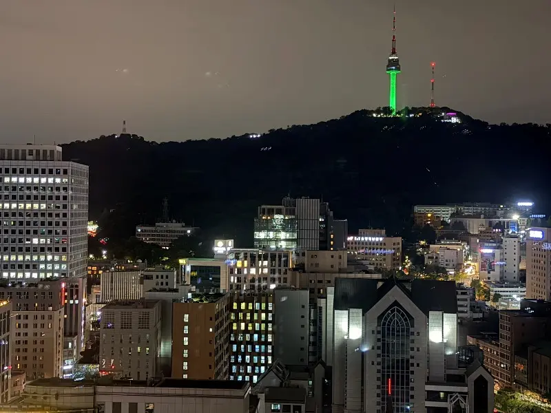 4Pmingdong0113 Myeongdong-Four Points by Sheraton簡單商務 + 熟成到 香酥Q彈五花豬