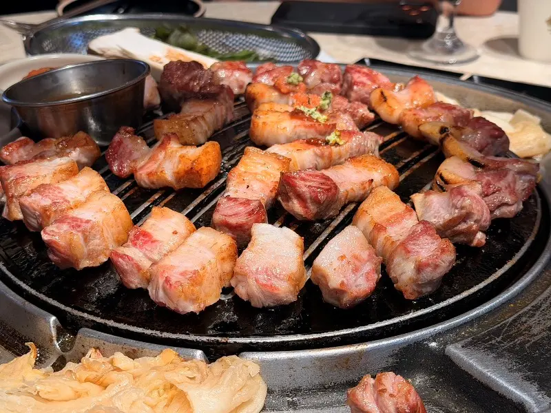 4Pmingdong0118 Myeongdong-Four Points by Sheraton簡單商務 + 熟成到 香酥Q彈五花豬