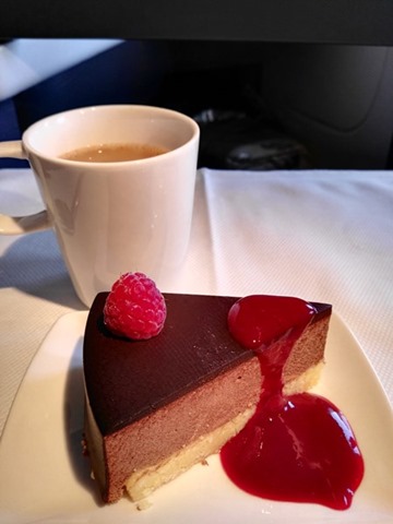 IMG_20160401_170948 201604台北倫敦 感謝國泰航空惠賜商務艙機票一張