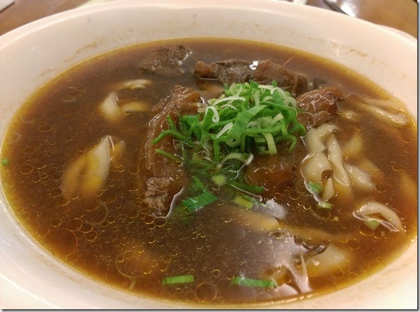 beefnoodles07_thumb1 新竹-貳壹村牛肉麵 孫鵬加持眷村風味牛肉麵