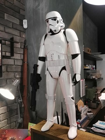 cafe04 苓雅-麓琦咖啡道館 科技工業風當道 愛因斯坦也坐鎮