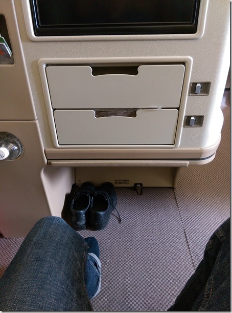 fly10_thumb1 201511 Hello SQ 新航商務艙好好吃飛行好有趣