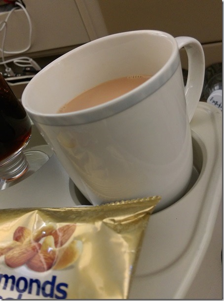 fly17_thumb1 201511 Hello SQ 新航商務艙好好吃飛行好有趣