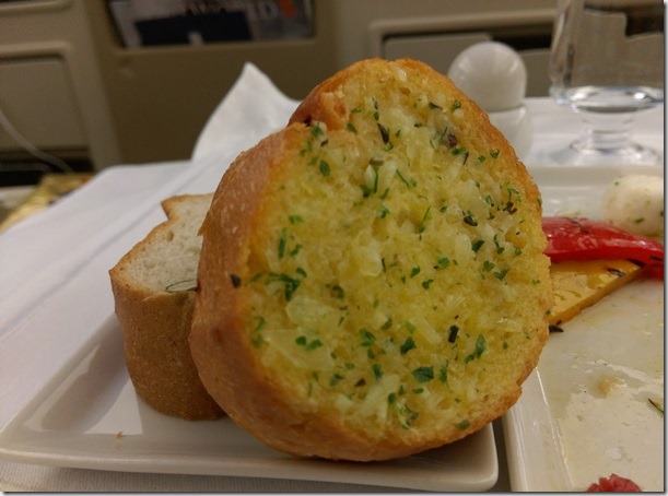 fly19_thumb1 201511 Hello SQ 新航商務艙好好吃飛行好有趣