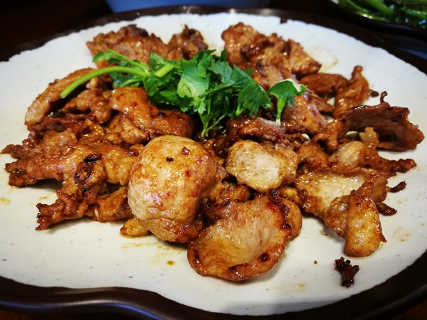 thaifood11 大園-儂翠 CP值超高的泰式料理 東西好吃搬到那裡都一樣生意興隆